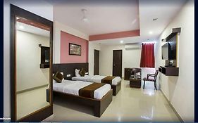 Hotel Lily Bay Inn Jaipur